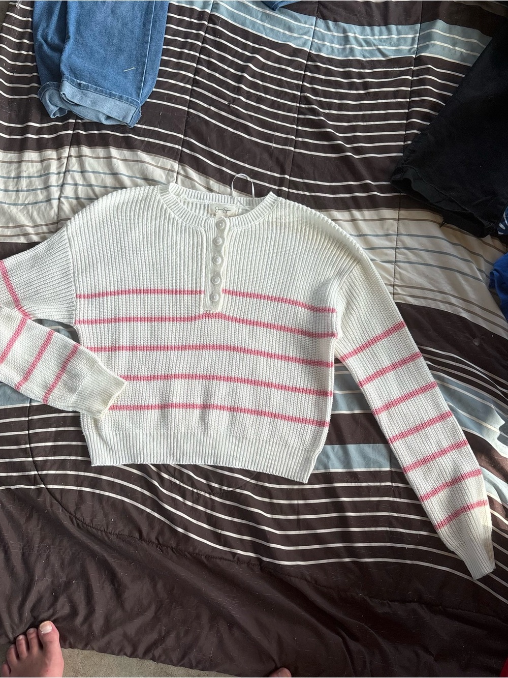 Jessica Simpson Cream Ribbed Knit Sweater hand knit cropped and stripes pink